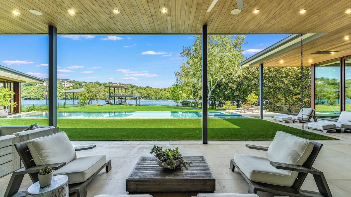 Austin House | Above Austin Anthem | Modern Luxury I Waterfront | Pool/Spa I Pickleball