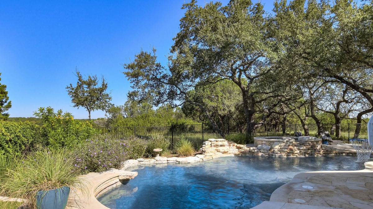 Lakeway House | Above Austin Preserve I Pool/Spa | Pool Table/Ping Pong I Long Term