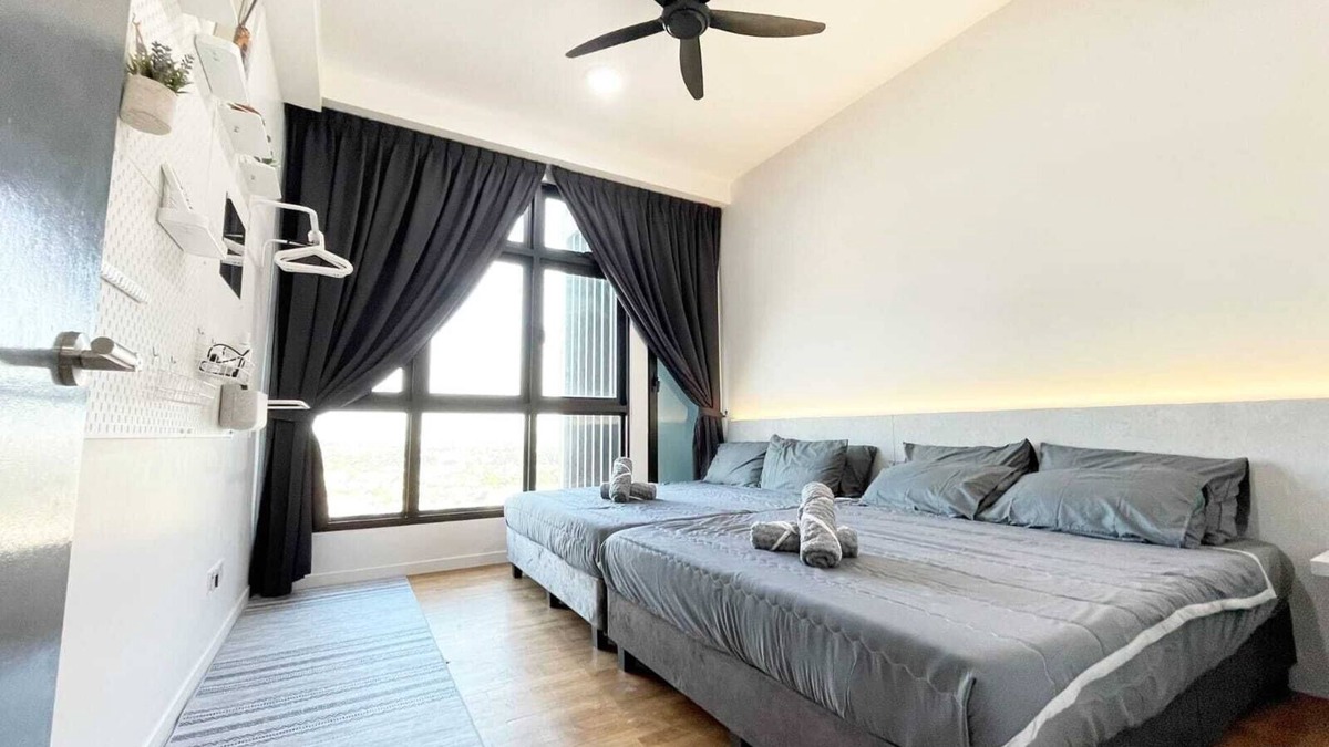 Taman Bukit Mewah Condo | Above Paradigm Mall JB, up to 5 Pax, 1BR