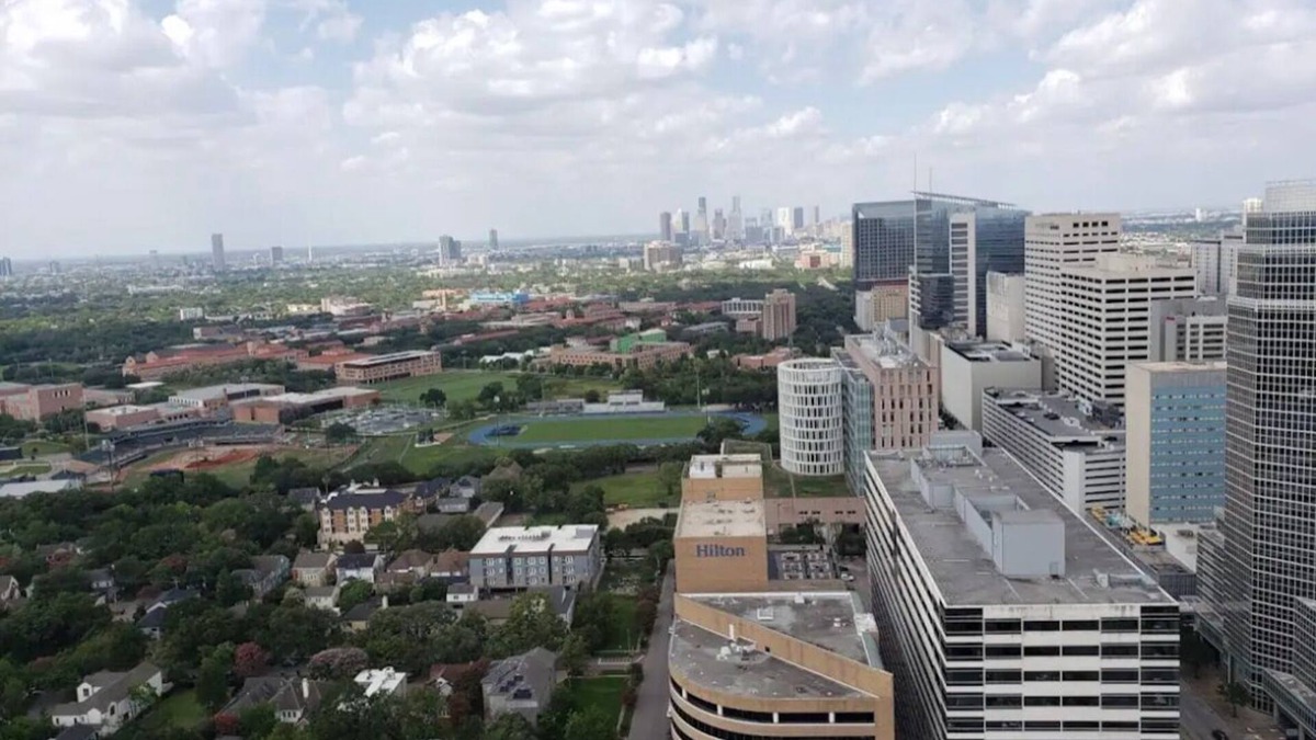 Southgate Apartment | ABOVE the Clouds in H-TownnTx Medical Center & Downtown