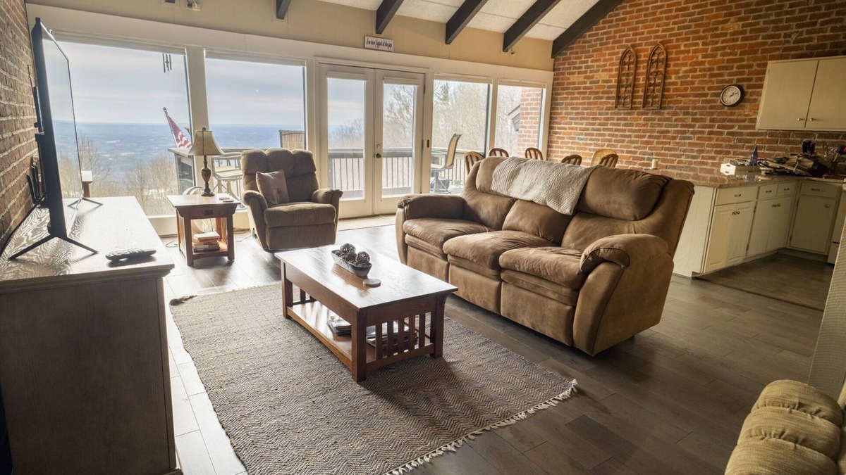Dan River Villa | Above the Clouds