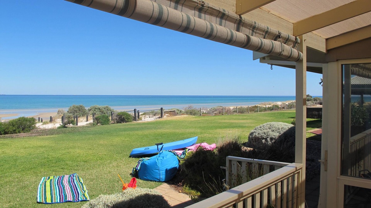 West Lakes Shore House | Absolute Beachfront Holiday Home! The Sandpiper Beach house