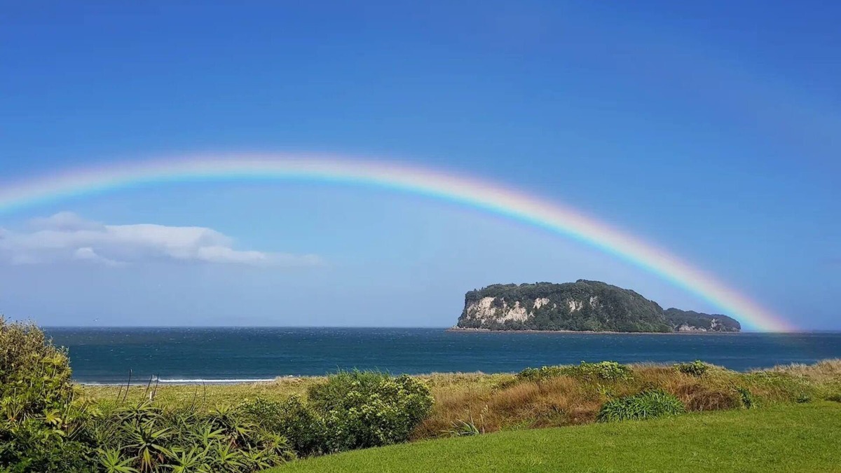Whangamata Apartment | Absolute BeachFront Unit