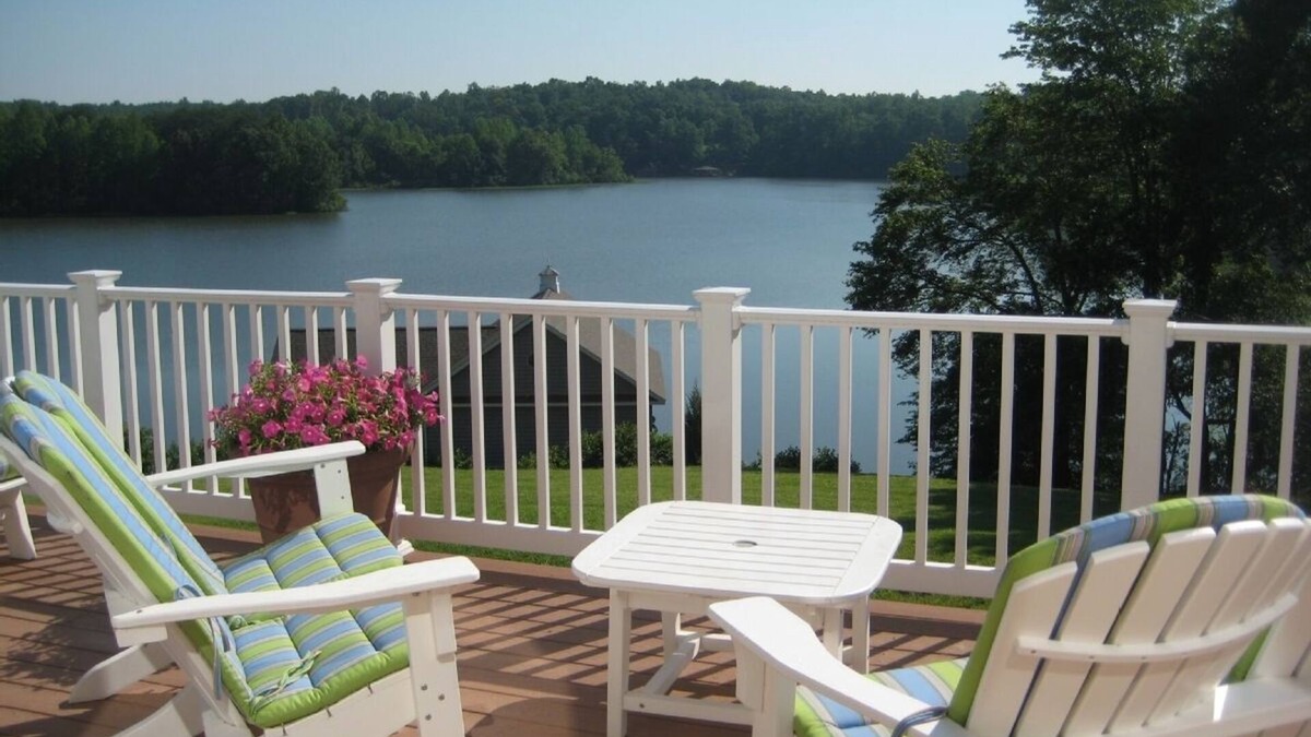Sunrise Bay House | Absolute Bliss! Gorgeous lake resort home on most coveted spot on Lake Anna!