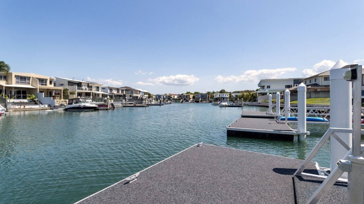 Biggera Waters House | Absolute Waterfront Elegancy