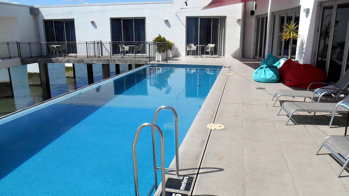 Tauranga Cottage | Absolute Waterfront, Tauranga Apartment