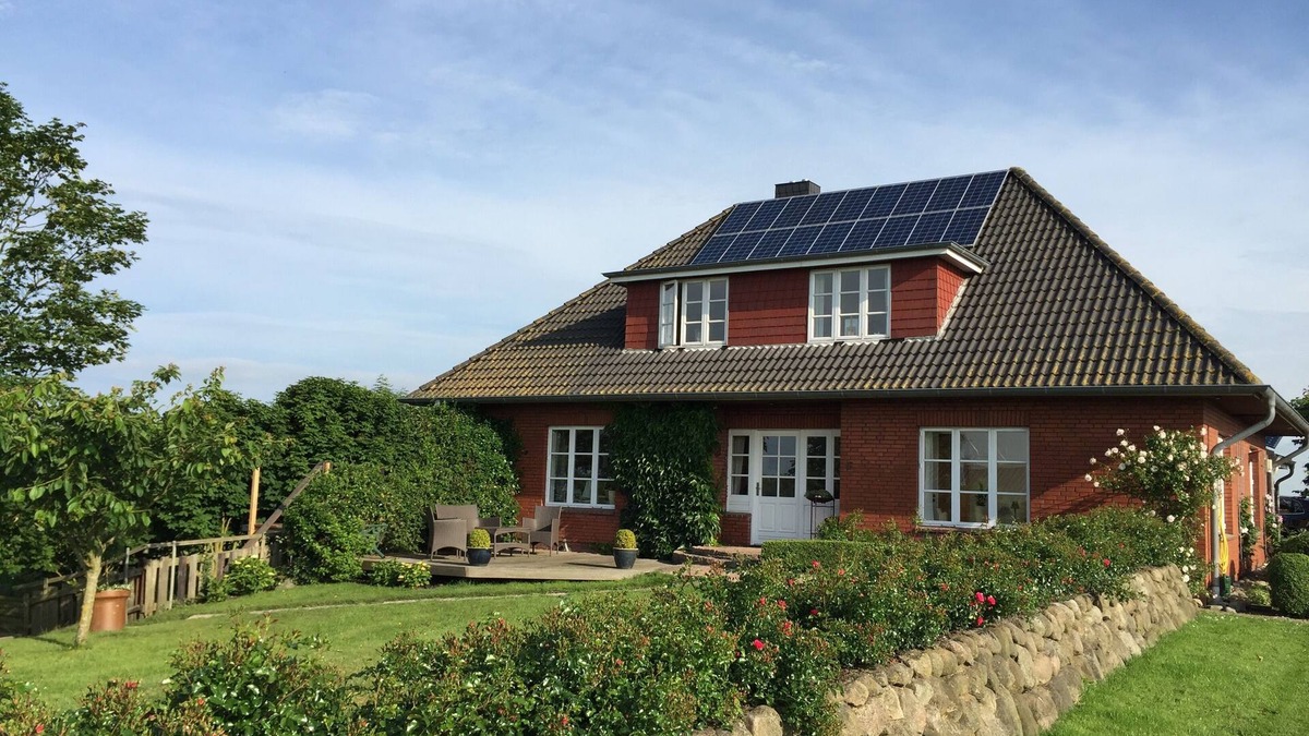 Galmsbull House | Absolutely quiet location with a view of the North Sea