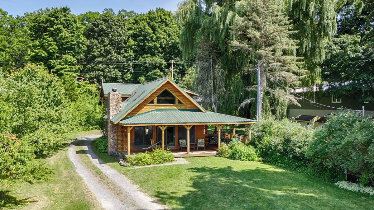 Hector Cottage | Absolutely Shore - Adirondack Living on Seneca Lake