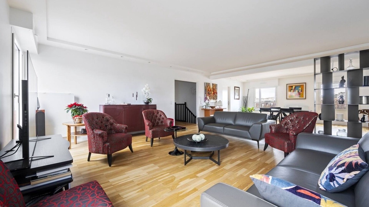 Bercy Apartment | Abstract Allure, by Veeve