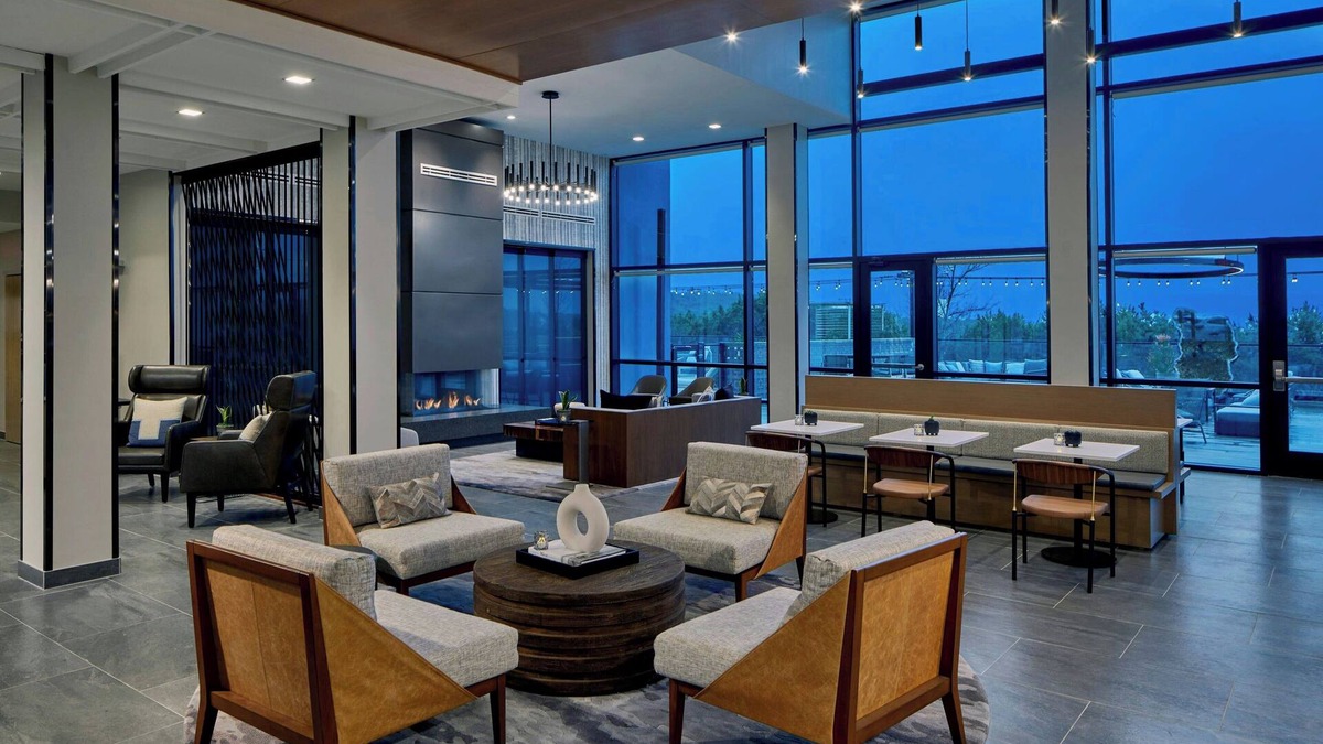 West Oak Hill Hotel | AC Hotel by Marriott Austin Hill Country