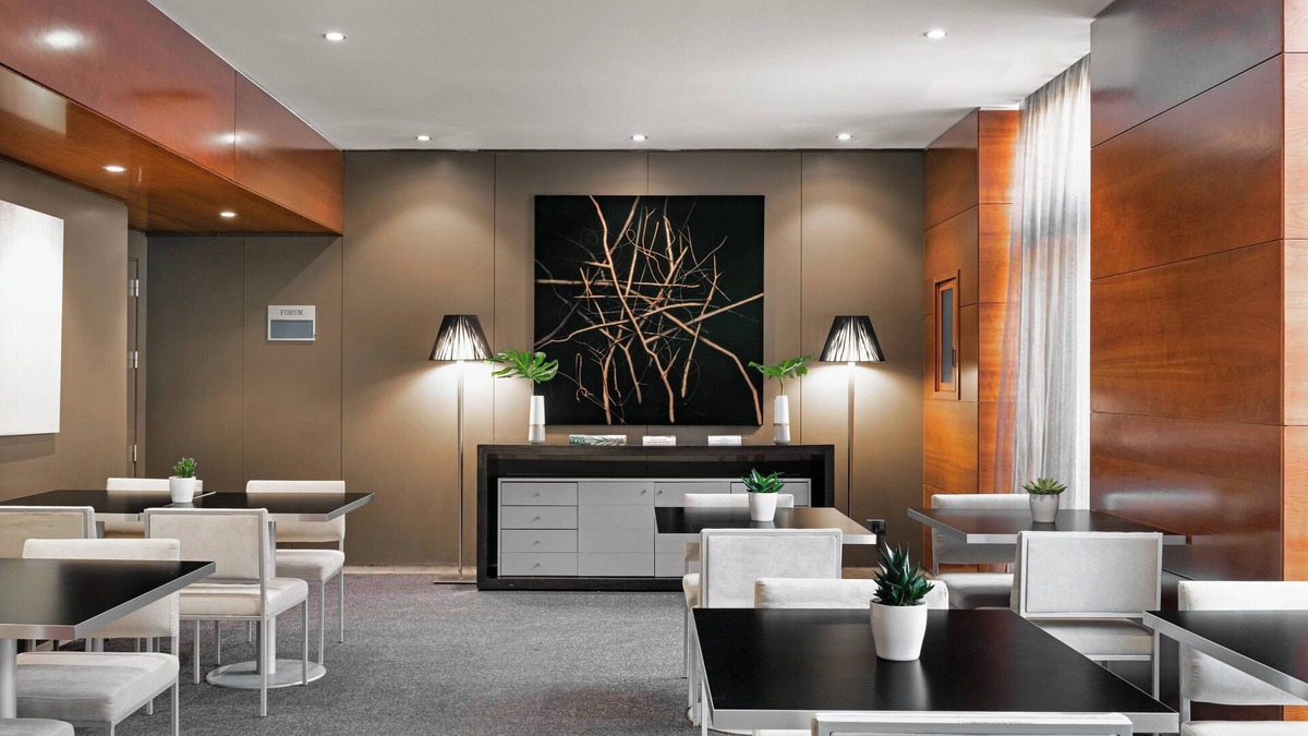 Ciudad Universitaria Hotel | AC Hotel Los Vascos by Marriott