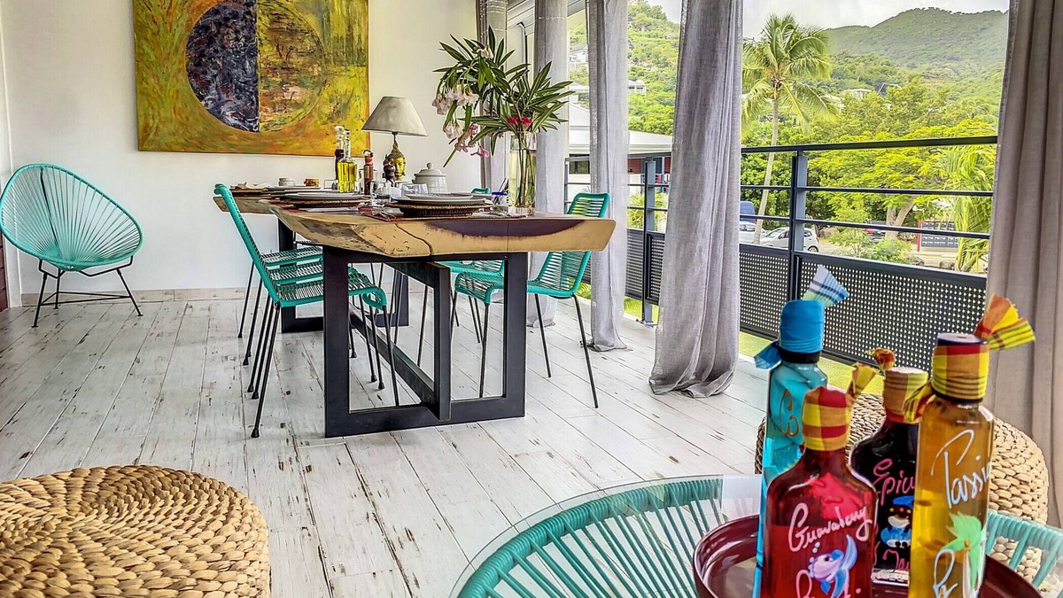 Anse Marcel Condo | Acacia Secret, 3 min walk from Anse Marcel beach, on the Marina