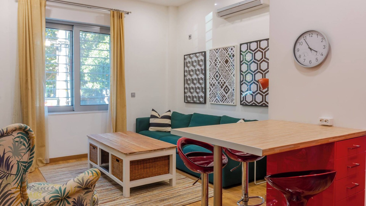 Kolokinthou Apartment | Academia 01 flat by the Park