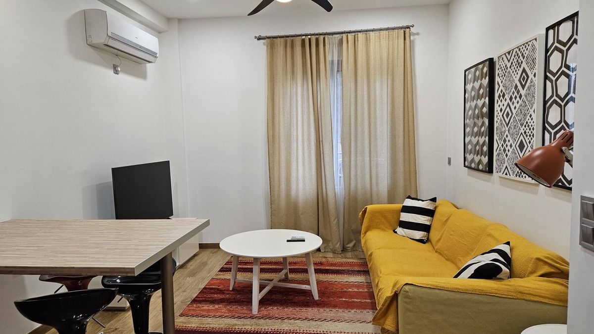 Kolokinthou Apartment | Academia by the Park - Flat 02