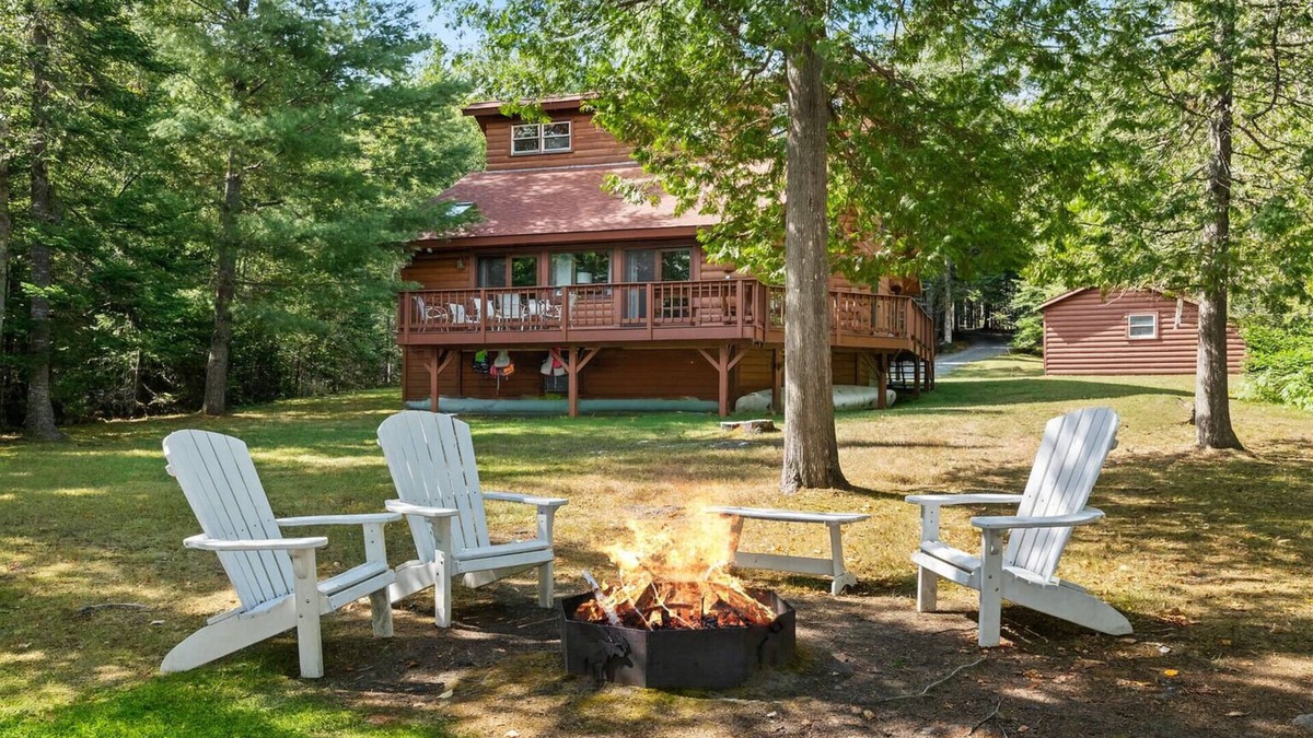 Rangeley House | Acadia Wingate Lodge - Two miles from Rangeley on quiet and peaceful Gull Pond