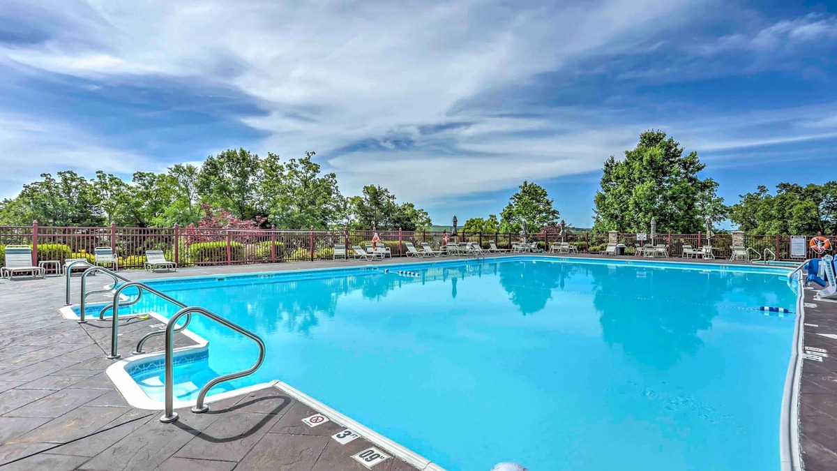 Branson Condo | Access to 5 Pools: Ground-Floor Branson Condo!