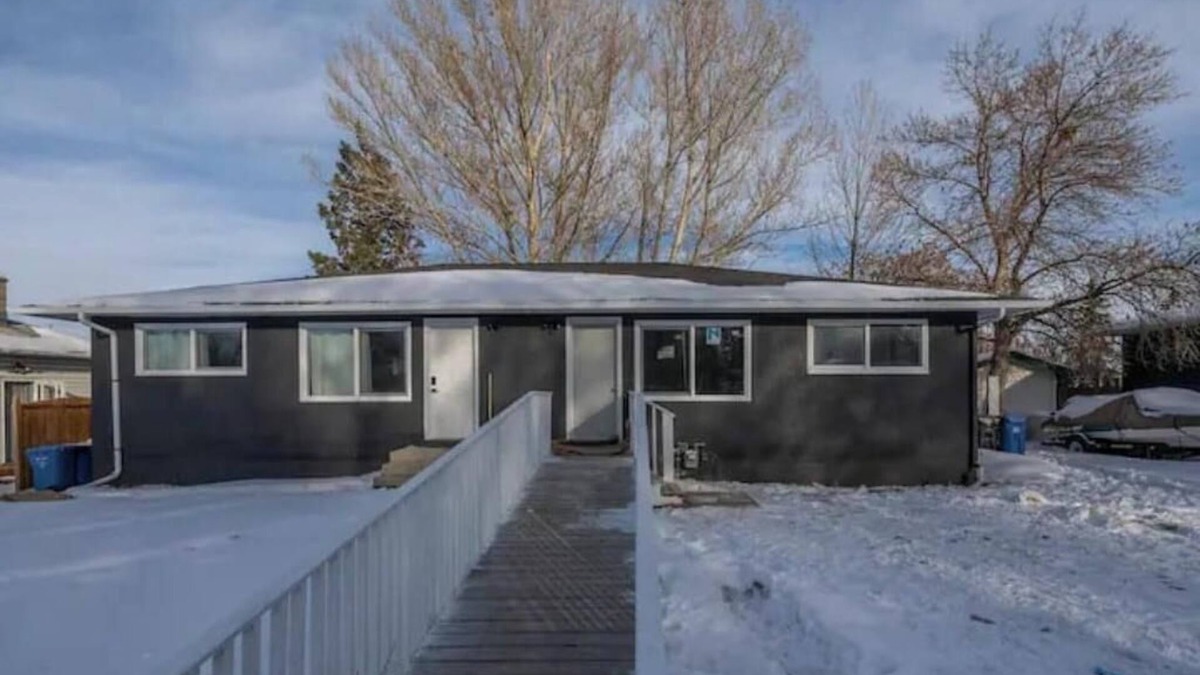 Highland Park House | Accessible/PetFriendly-2bedSuite 04UP