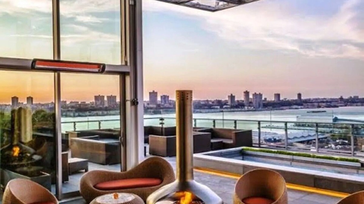 Hell's Kitchen Hotel | Accessible Premier King Room at Ink 48 Hotel