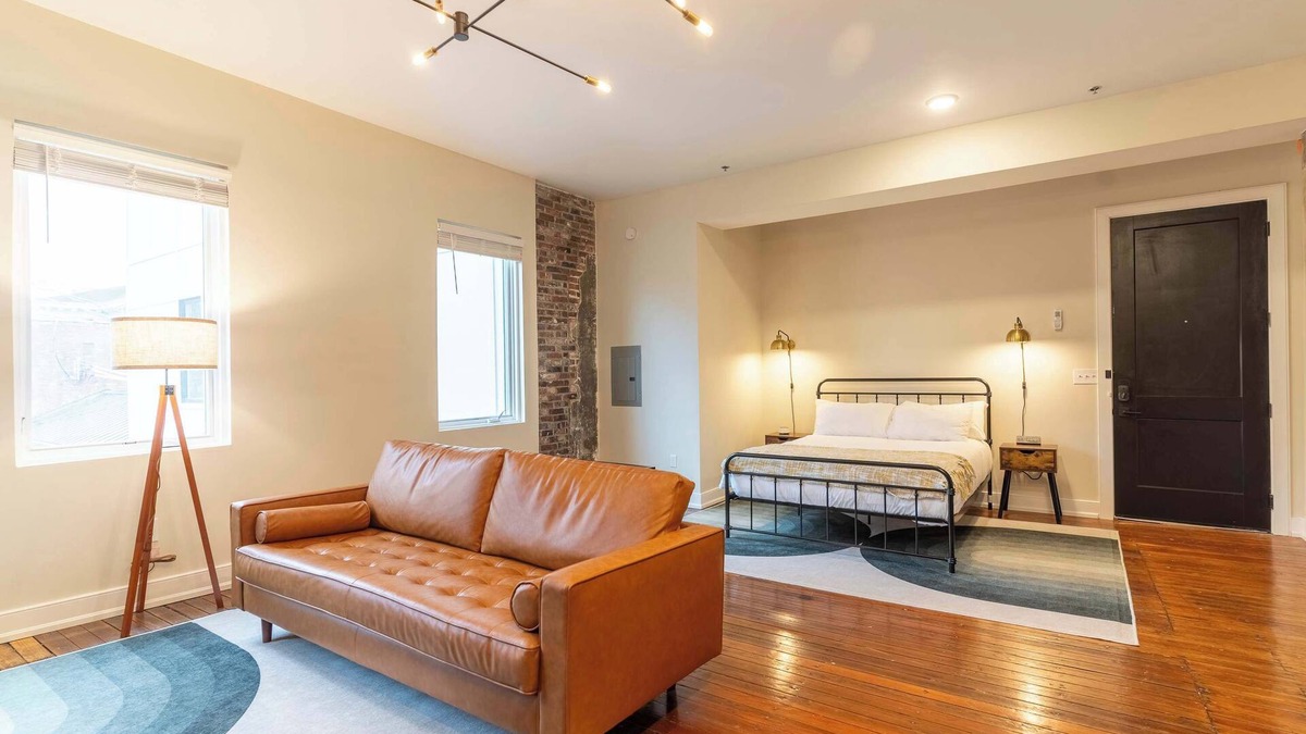 Frankfort Hotel | Accessible Room, Queen Bed