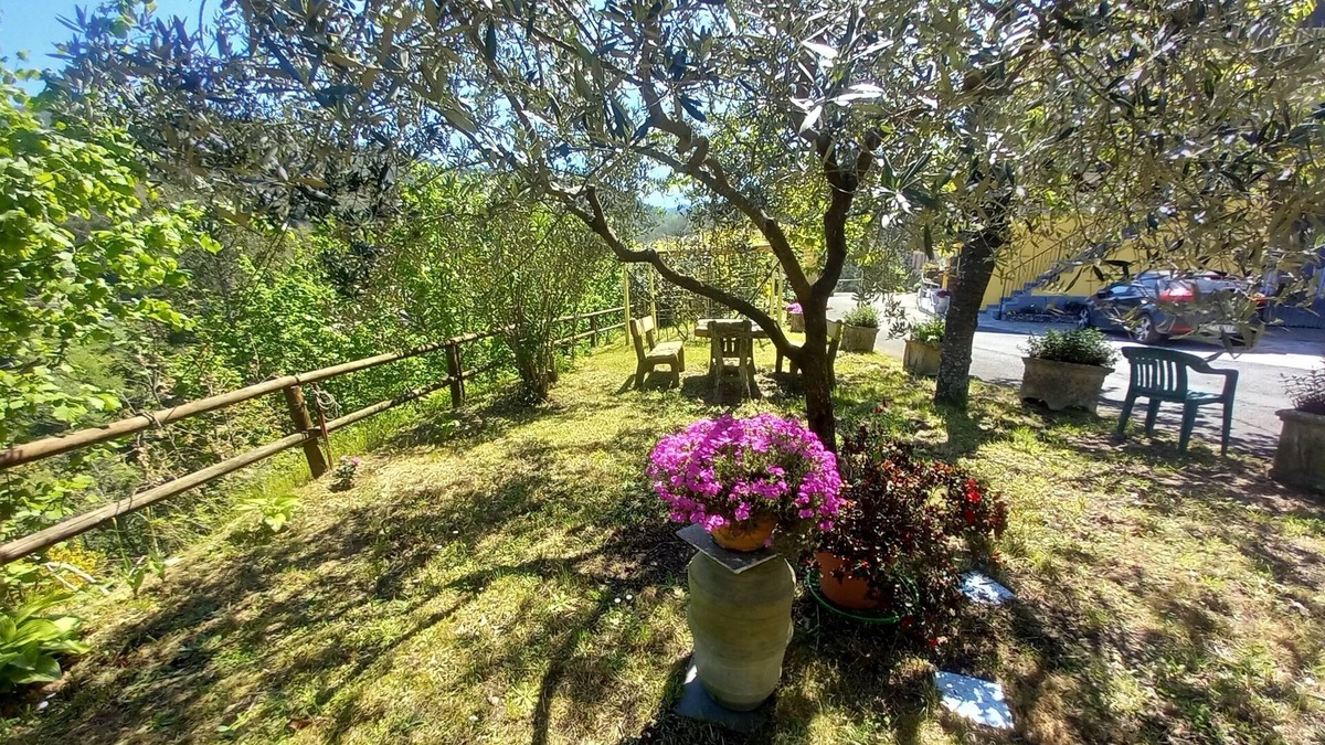Pignone Apartment | Accogliente Appartamento Situato Nelle Verdi Colline a 9 km Dalle 5 Terre