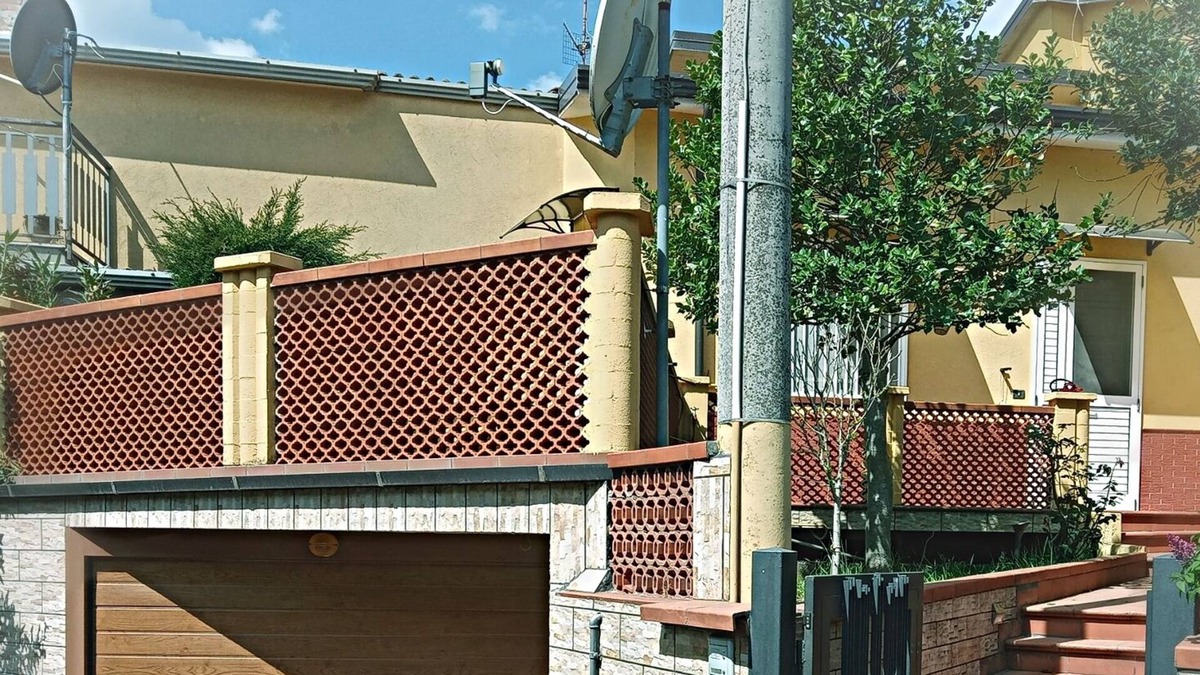 Castel Lagopesole Cottage | Accogliente Villetta situata sotto le mura del Castello di Lagopesole