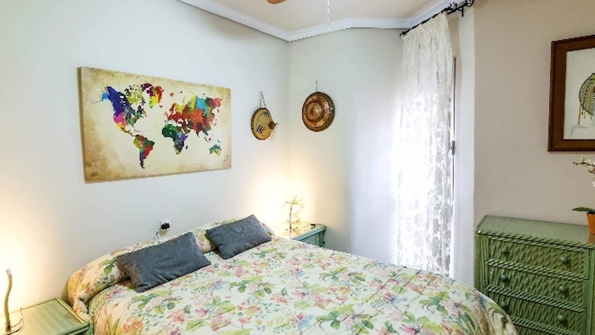 Ciudad Jardin Apartment | Accommodation next to the center of Cordoba with Parking