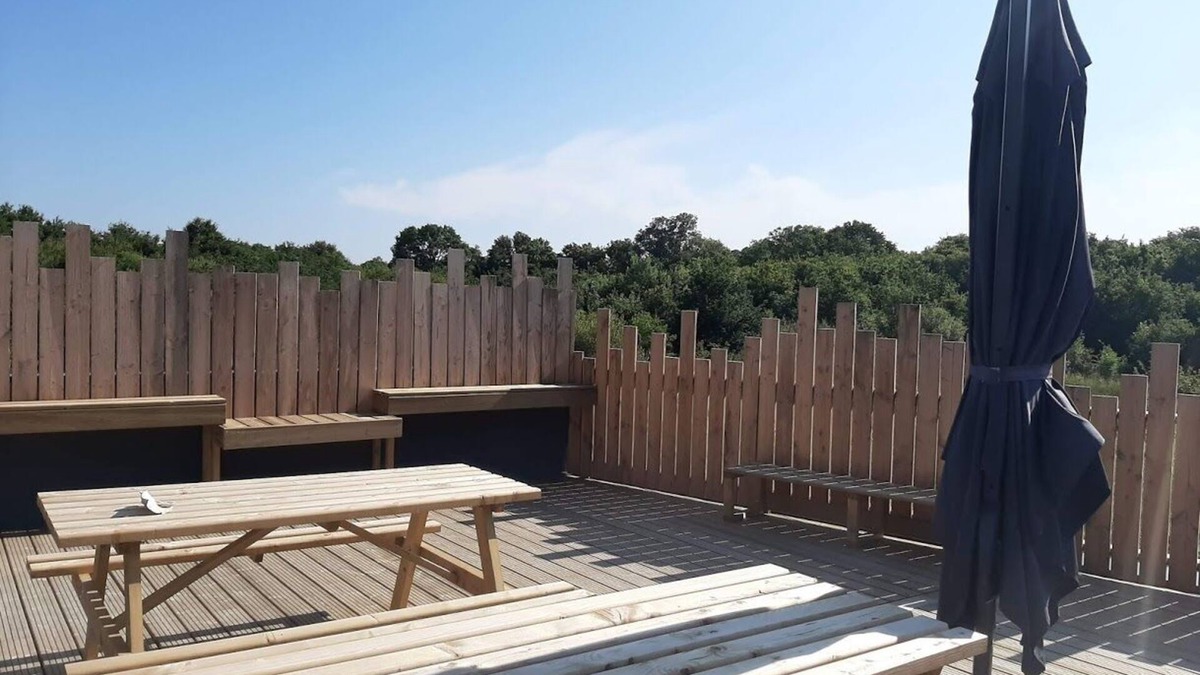 Ploemel Apartment | ACCOMMODATION WITH LARGE TERRACE