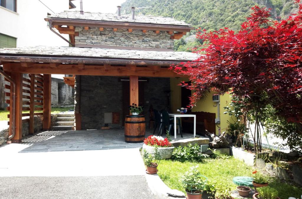 Champdepraz House | Acero Rosso
