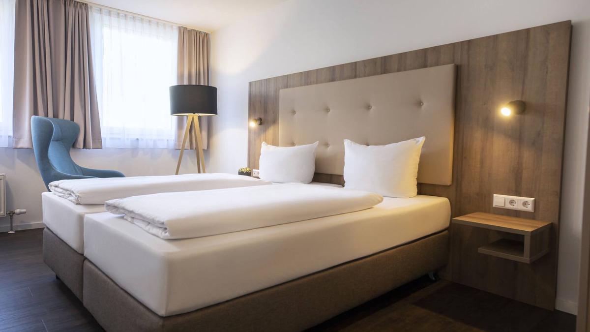 Stuttgart Hotel | ACHAT Hotel Stuttgart Zuffenhausen