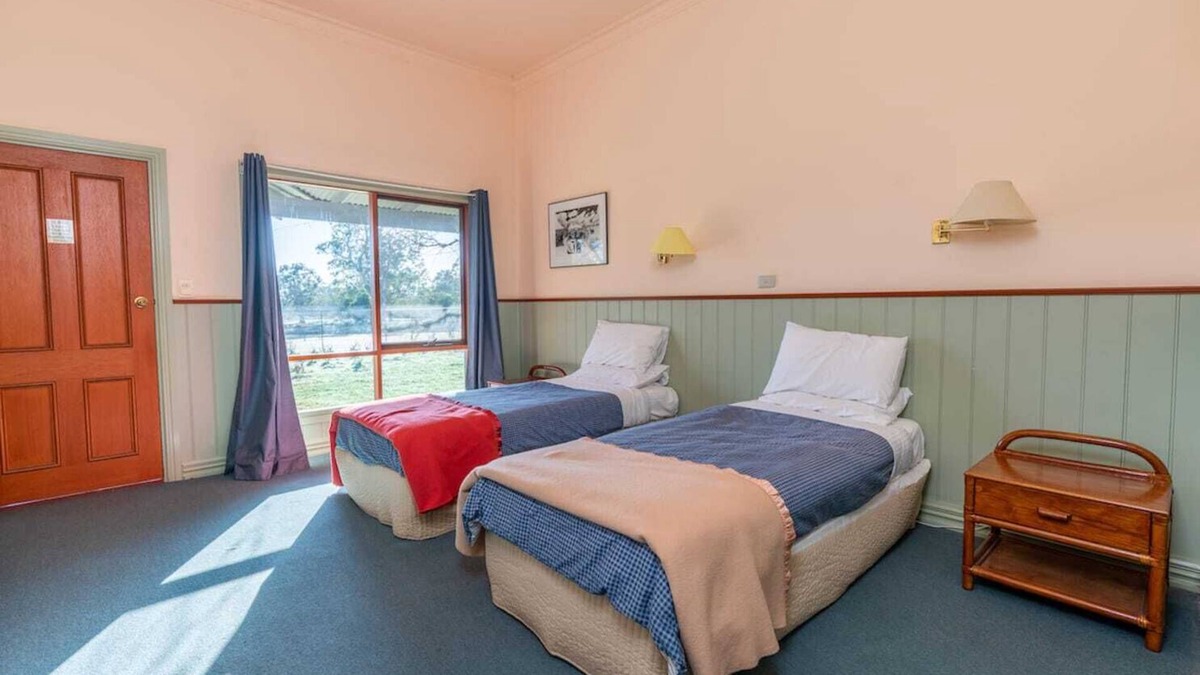 Acheron House | Acheron Valley Country Retreat Verandah Rooms (VR)