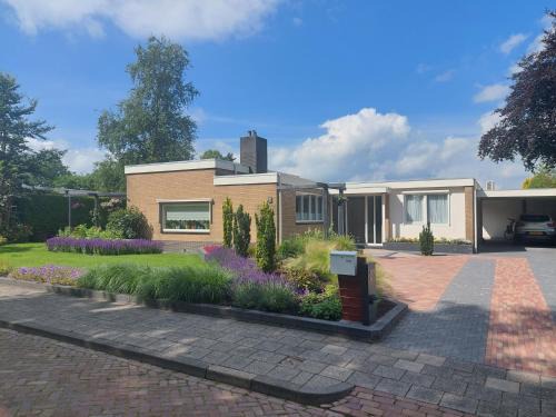 Roden Bed & Breakfast | Achter de Beukenboom