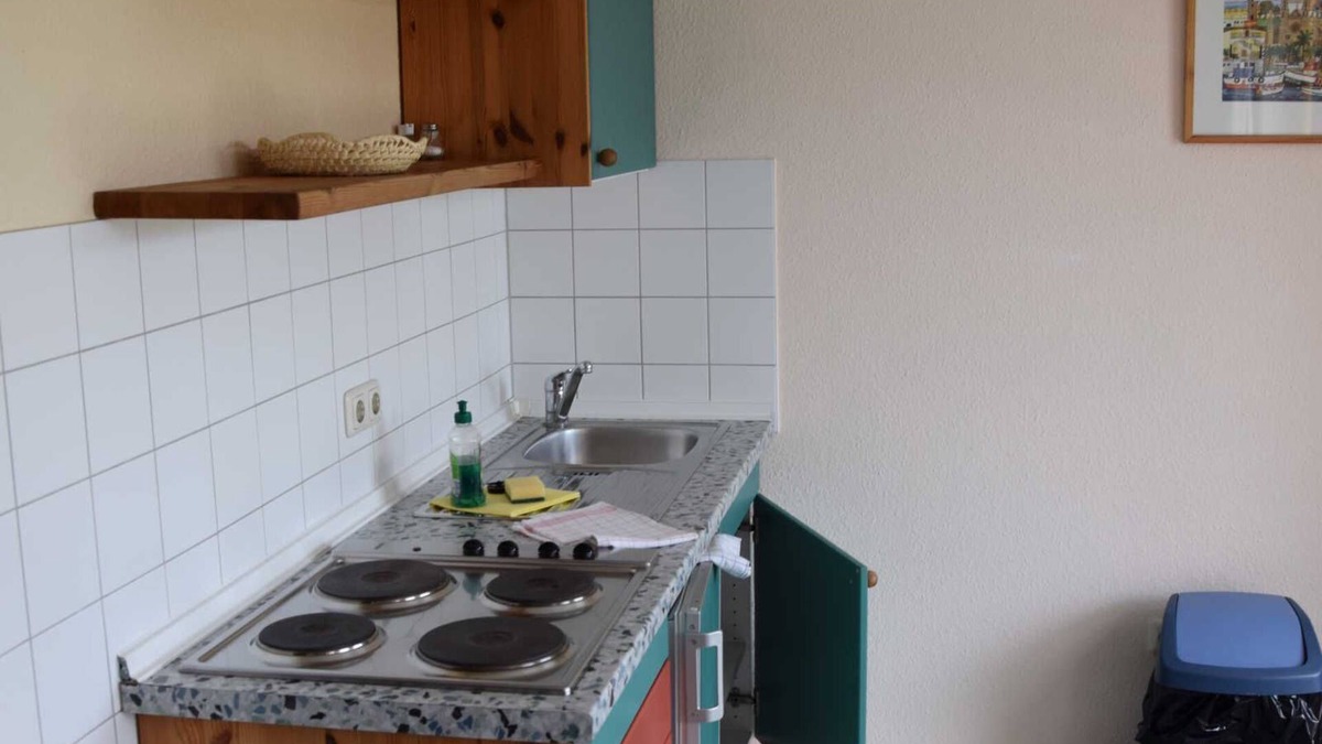 Lassan Apartment | Ackerbürgerei - large double room (15) on the upper floor - apartments and rooms on the ground floor