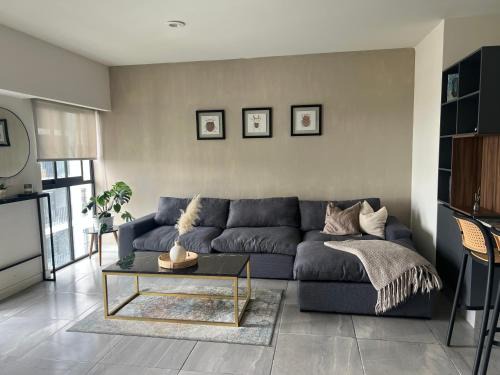 Zapopan Apartment | Acogedor departamento en solares zona real, alberca, gym y terrazas