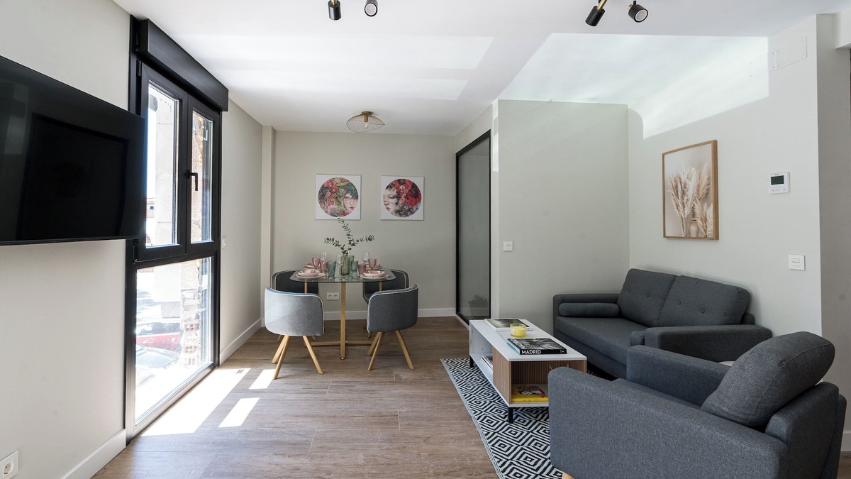 Alcala de Henares Apartment | Acogedor Piso Familiar con Terraza en Alcalá de Henares