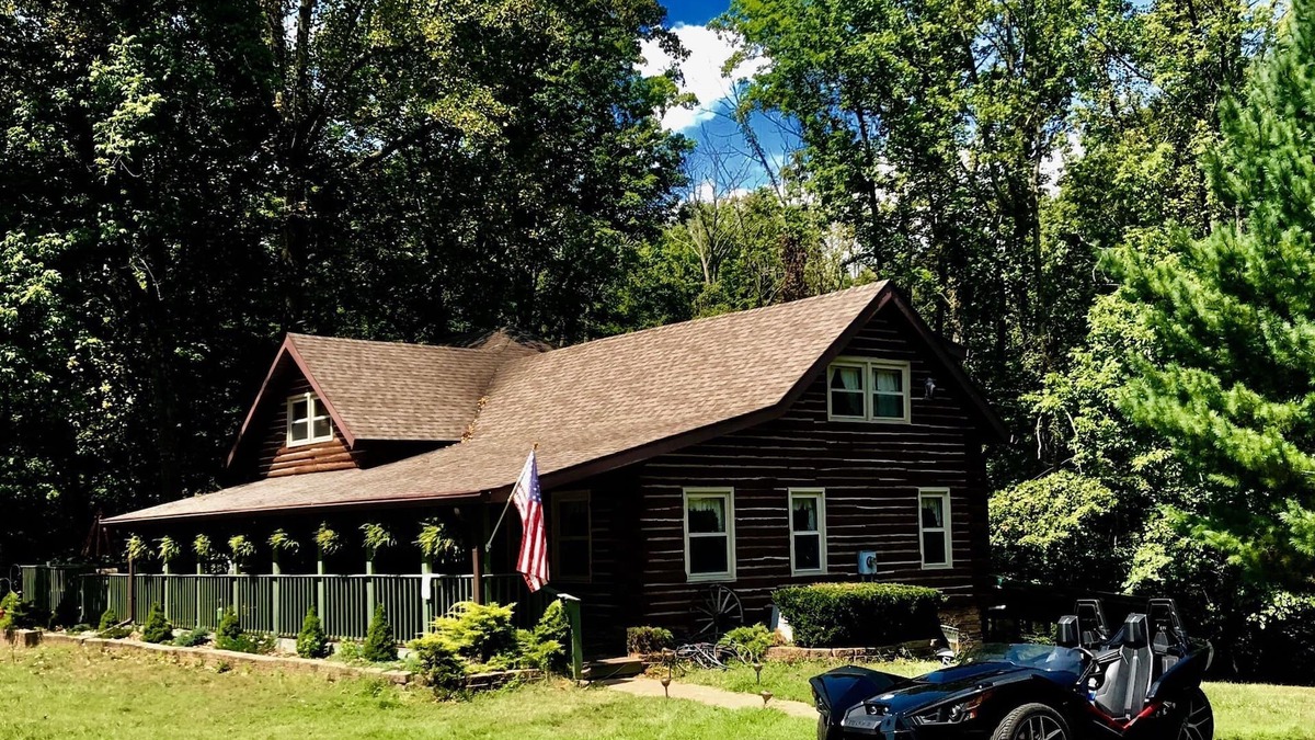 Bloomington Cabin | Acorn Resort is a unique retreat