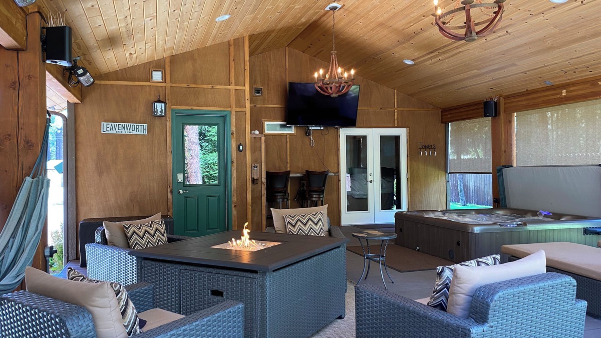 Leavenworth Apartment | Acorn Studio has amenities galore! MAX 4 PEOPLE