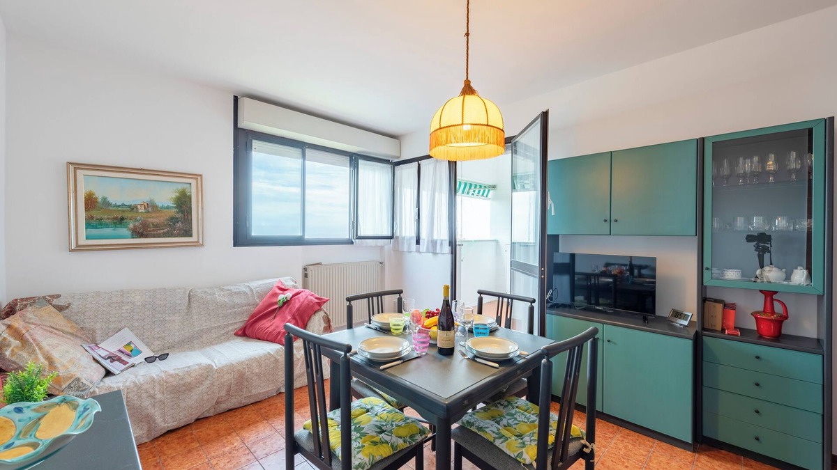 Cogoleto Apartment | Acqua Marina 800m from the sea, Cogoleto, Italy