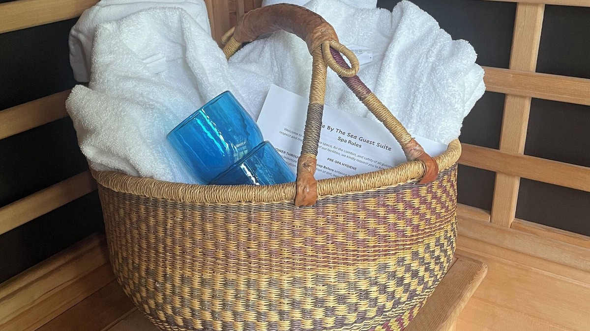 Otter Point House | Acre By the Sea Guest Suite - Ocean views and private Adult Spa package