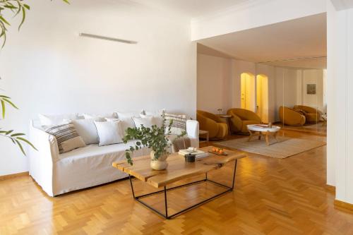 Makrigianni Apartment | Acropolis Museum Retreat - 2 Bedroom Apartment