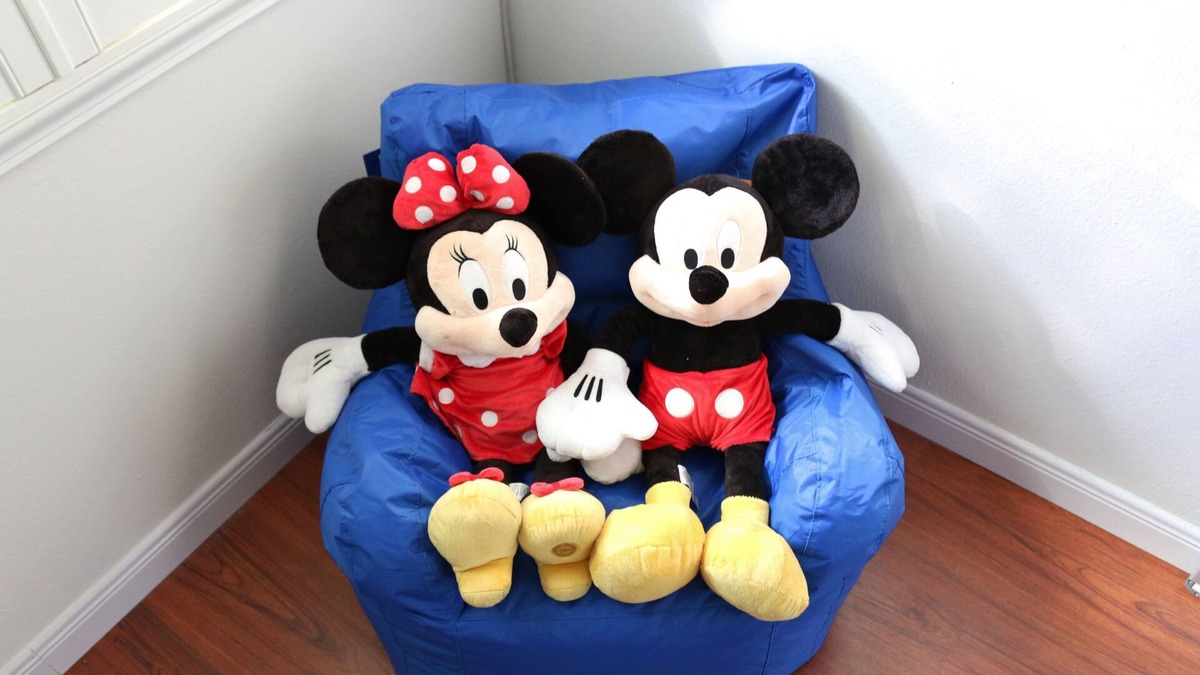 Hermosa Village House | Across from Disney, Newly remodeled, New Technology, Comforts throughout!