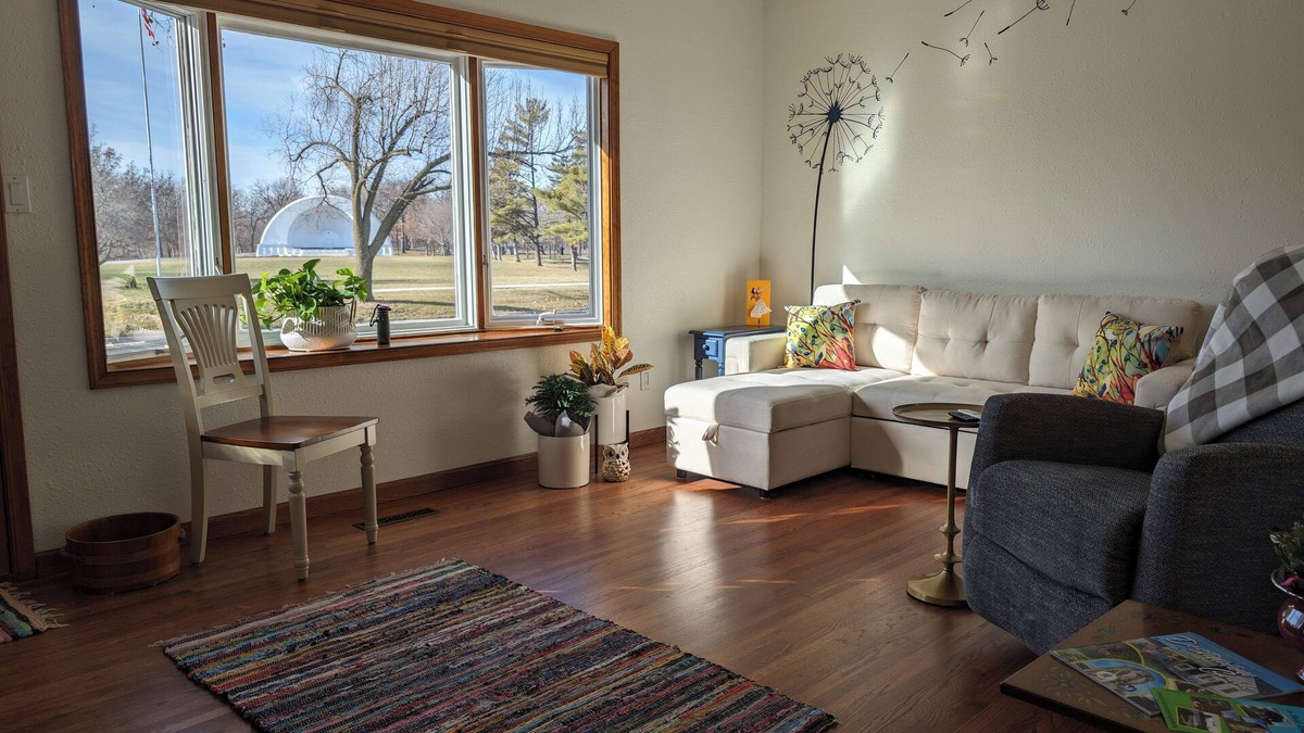 Fort Dodge House | Across from Oleson Park, feel at home here.
