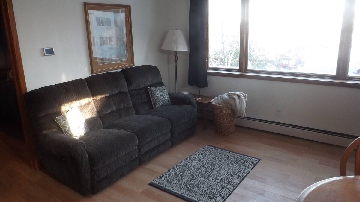 Kutzky Park Apartment | Across St. to St Mary hospital Covered By Faith 1