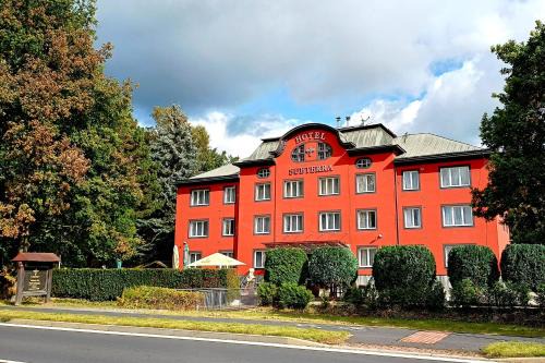 Ostrov Hotel | Active & Wellness Hotel Subterra