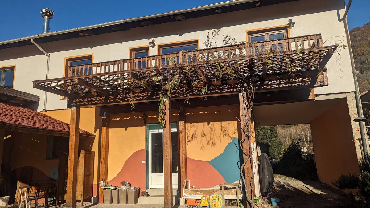 Novaretto House | Adagio Guesthouse: rooms with terrace and tavern at the foot of the mountains
