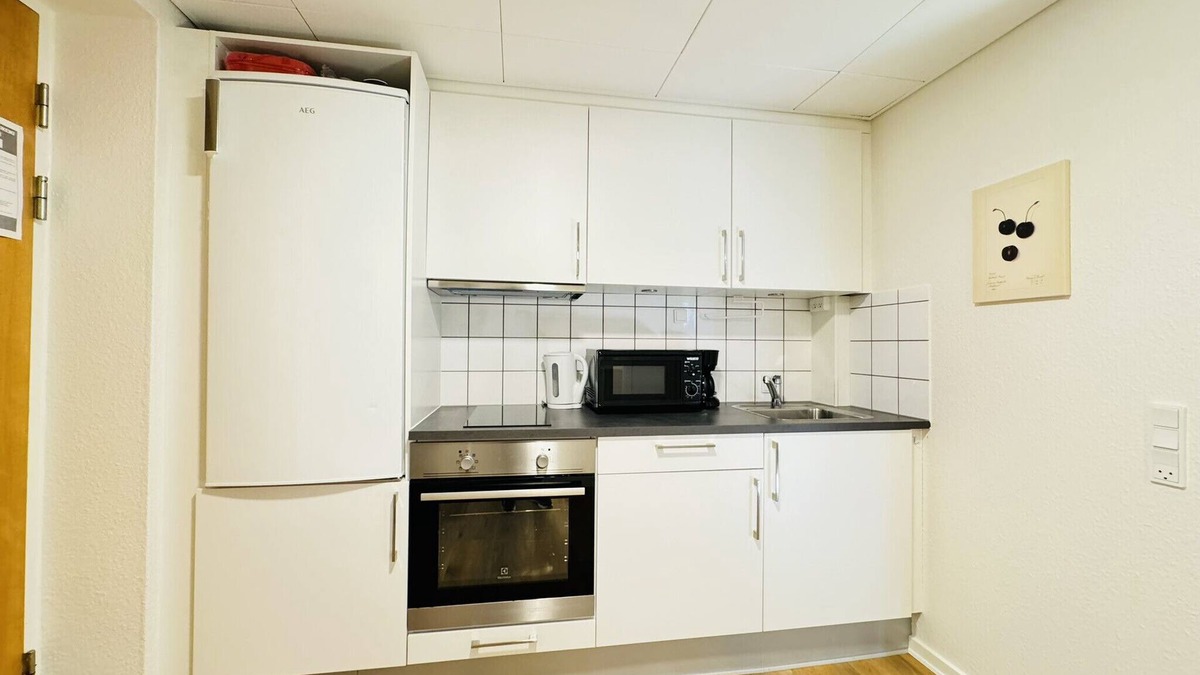 Aalborg Apartment | aday - Bright Sunny Studio Apartment
