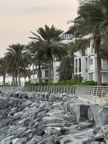 Al Kubus Apartment | Address Beach Resort Fujairah - AU 79 CODE