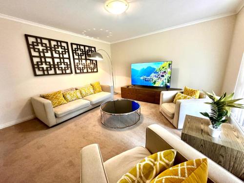 Nairne House | Adelaide Hills 4 bed home near Hahndorf Mt Barker
