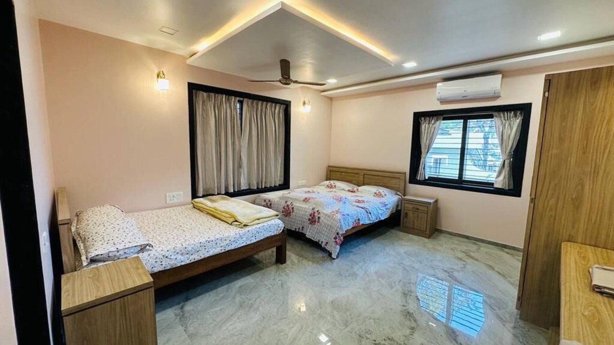 Wai House | Adhiraj Villa is a luxurious villa located in Panchgani-Mahabaleshwar Road.