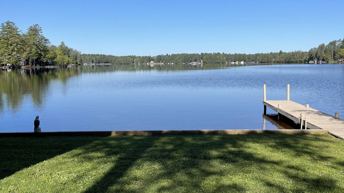 Brantingham House | Adirondack Beauty! 110 ft Lake Frontage On Brant. Lake - Beach; Kayaks, Canoes