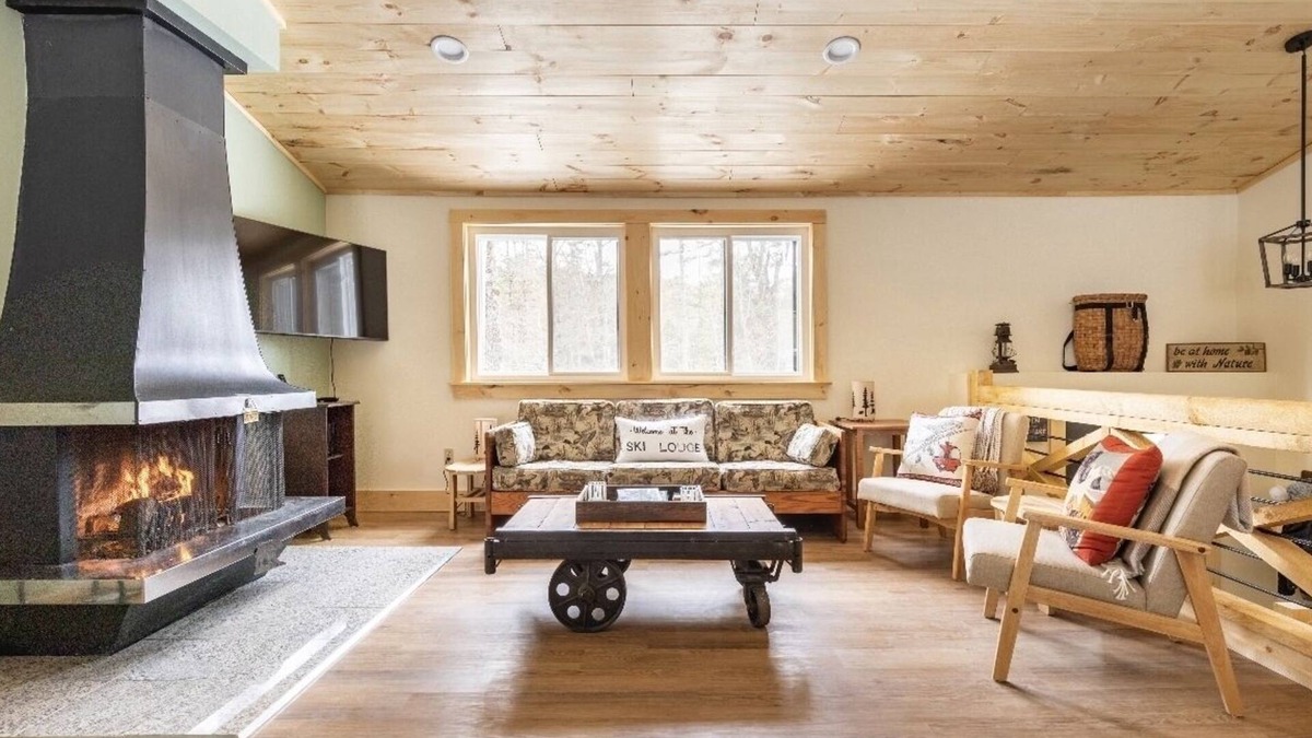 Chestertown Cabin | Adirondack Cabin -Skiing,Golfing,semi-private lake